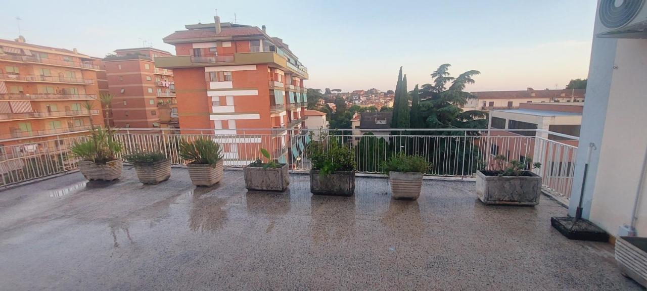 Apartamento L'Attico Di Angie Monterotondo  Exterior foto